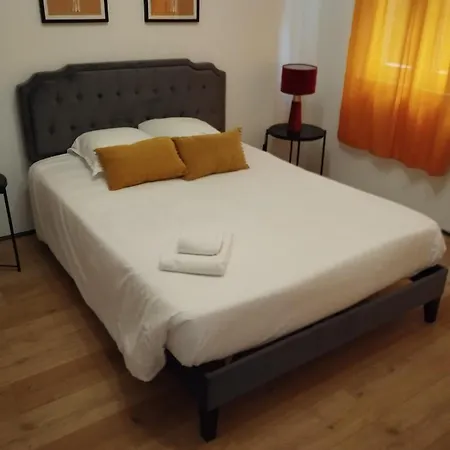 Apartment Sainte Cecile 1- Spacieux Et Lumineux